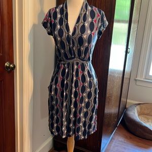 Geometric pattern slip on dress.